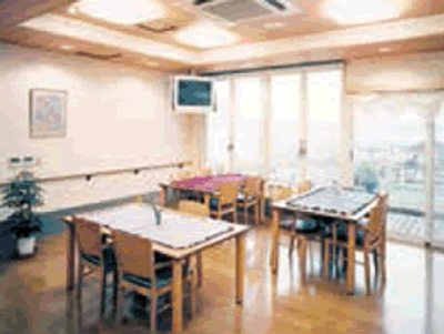 日差しとテーブルの部屋