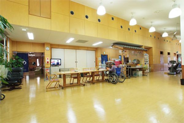 落ち着いた雰囲気の居室