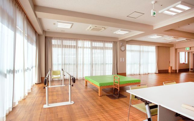 自然光の広々空間
