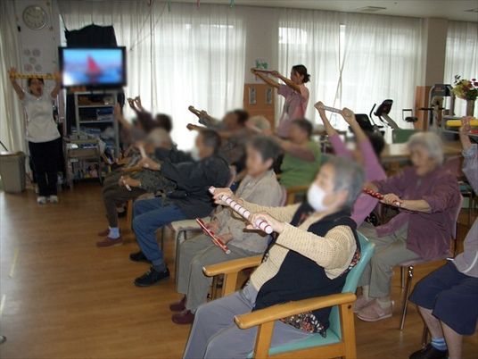 運動する人々の部屋