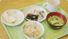 美味しそうな食事のトレイ