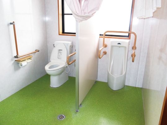 手すり付トイレ設備
