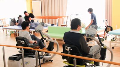 明るい機能訓練室