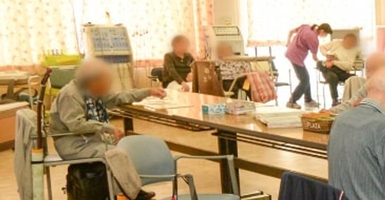 賑やかな集会室