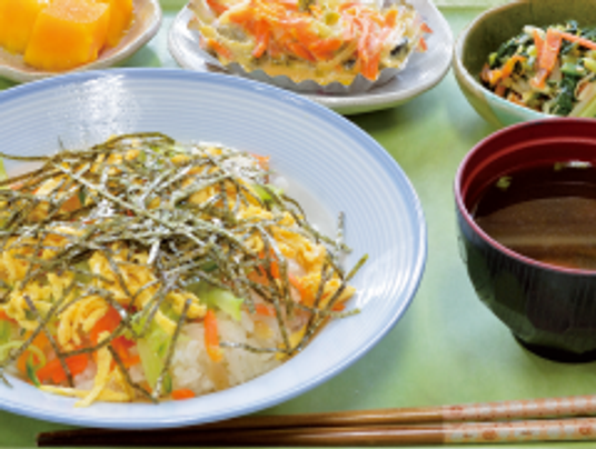 料理のある食卓