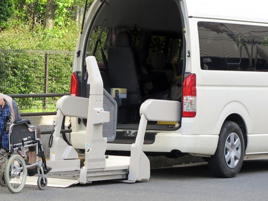 車椅子の人の送迎