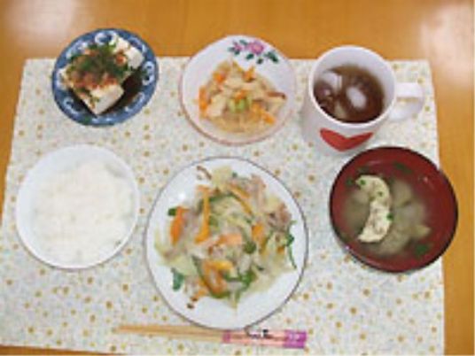 バランスの取れた食事内容