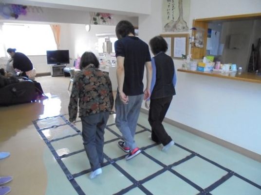 歩行訓練を行うホール