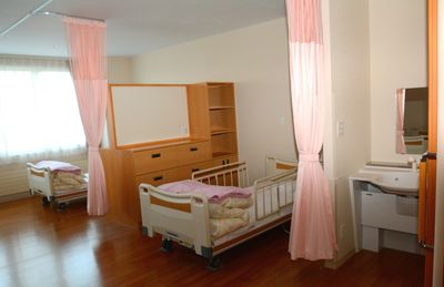 ゆったりとした個室の居室