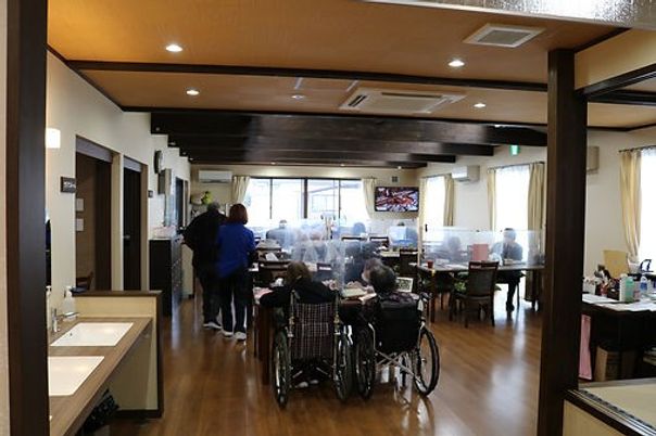 広々とした食堂