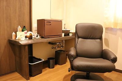 落ち着いた雰囲気の室内