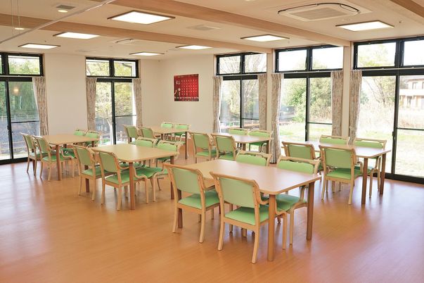自然光が差し込む室内