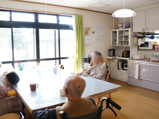 共用ダイニングの日常風景