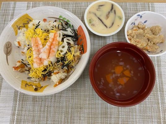 彩り豊かな食事