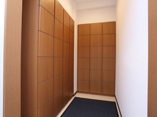 清潔なクローゼットの角度