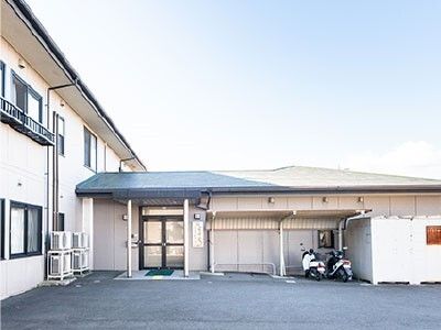 清潔感あるエントランス