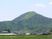 緑豊かな山と街並み