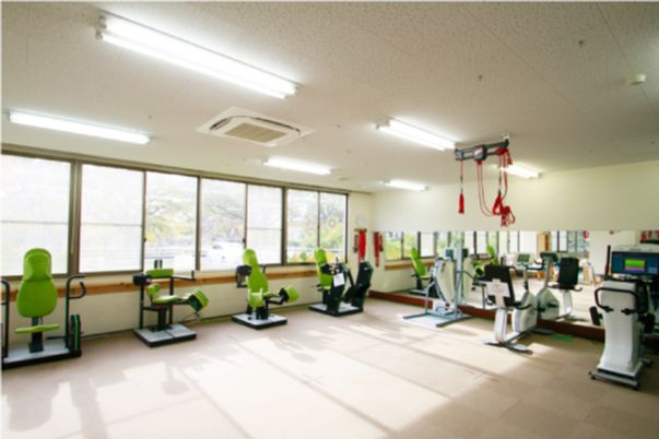 機器が揃った訓練室