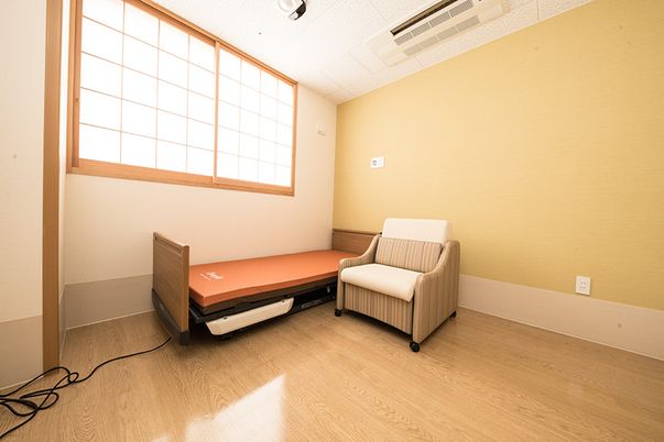 自然光が差し込む居室