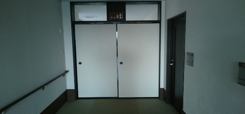 ゆったりとした通路