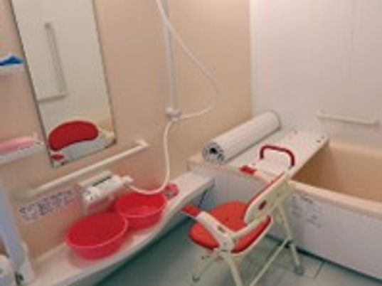 機能的な浴室