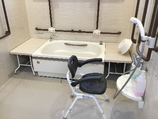 お手入れが簡単な浴室