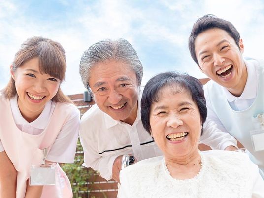 和やかなスタッフと利用者