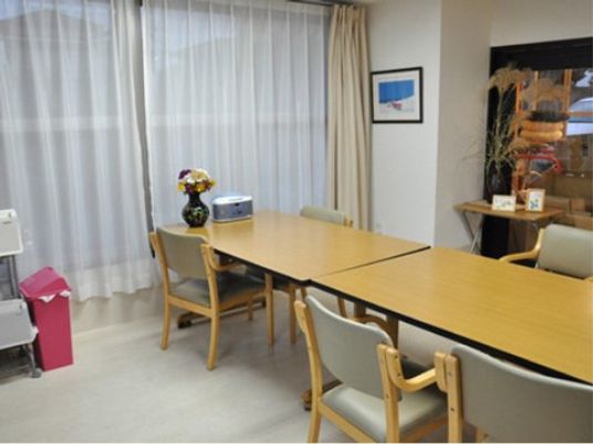 ダイニングテーブルがある部屋