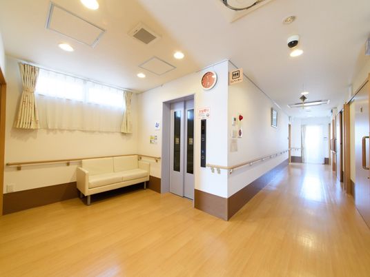 清潔な廊下の風景