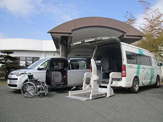 駐車場の車両