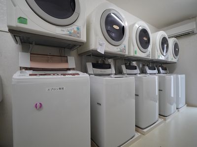 清潔な洗濯機群
