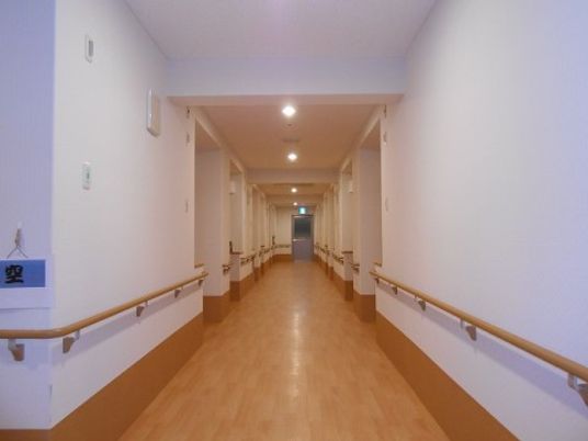 清潔感のある廊下