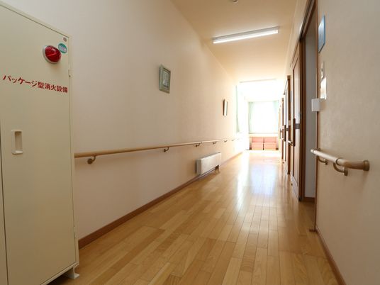 清潔感のある廊下の様子