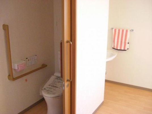 清潔なトイレスペース