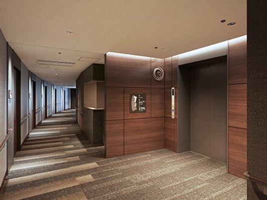 清潔な廊下とエレベーター