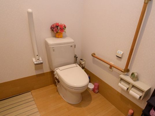 バリアフリー対応のトイレ