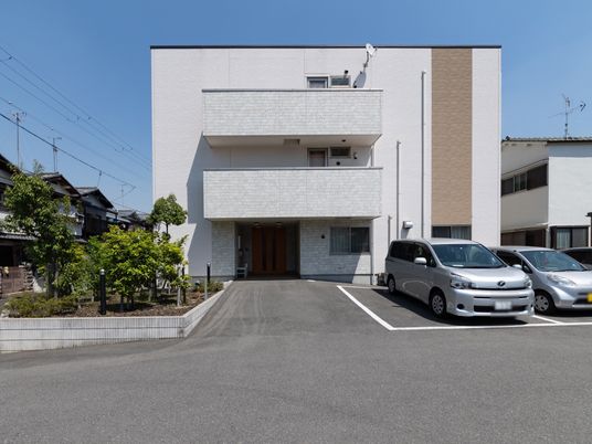 清潔感のある建物外観