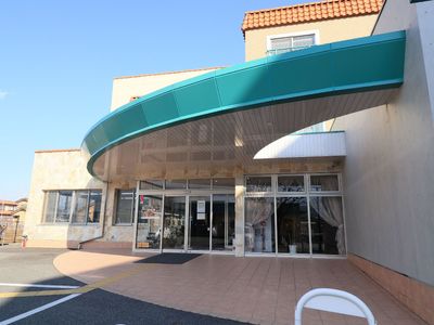 エントランスの外観