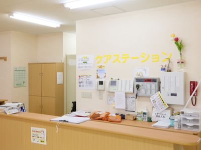 明るいフロントエリア