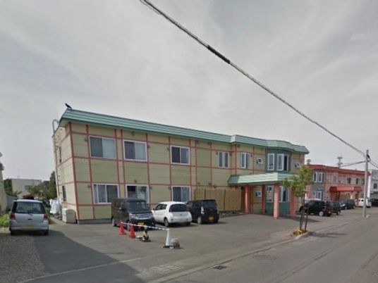 多階建て建物の外観