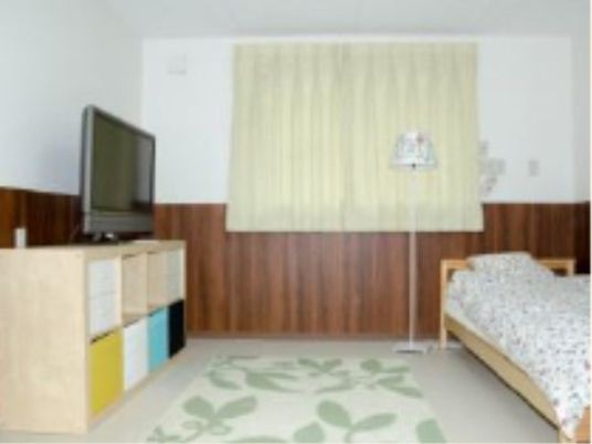 整った居室の一角