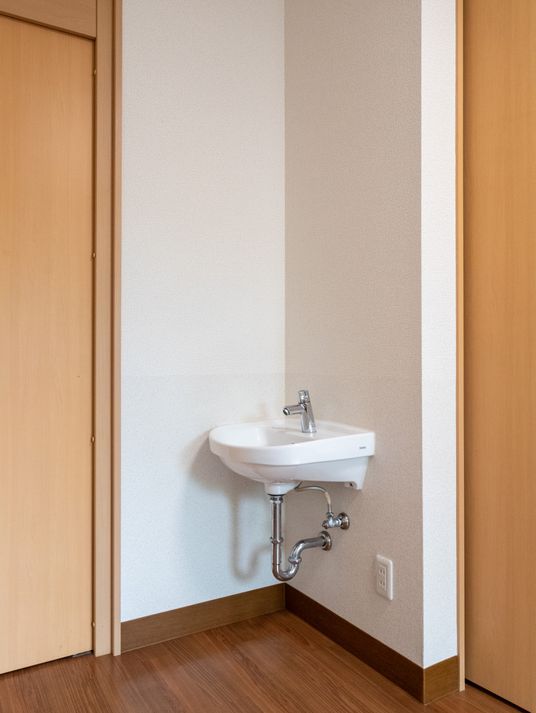 シンプルな洗面台