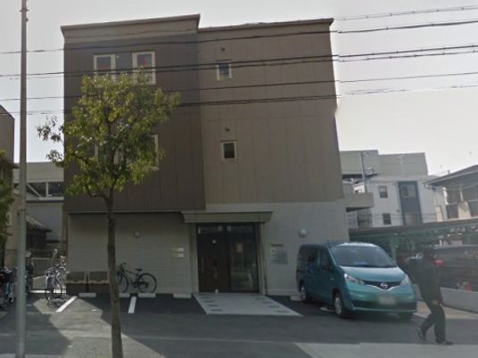 清潔な建物の外観