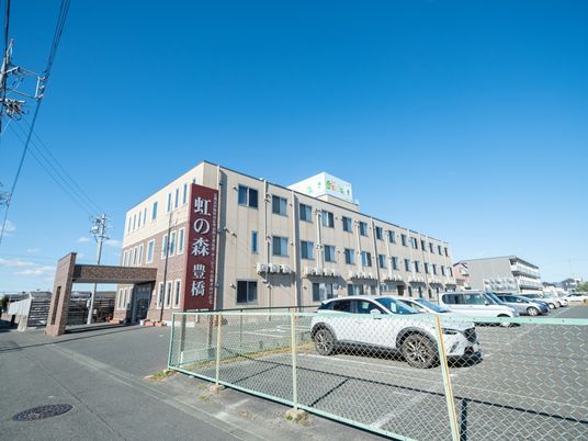 清潔感のある施設外観