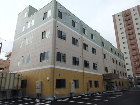 清潔な建物の外観