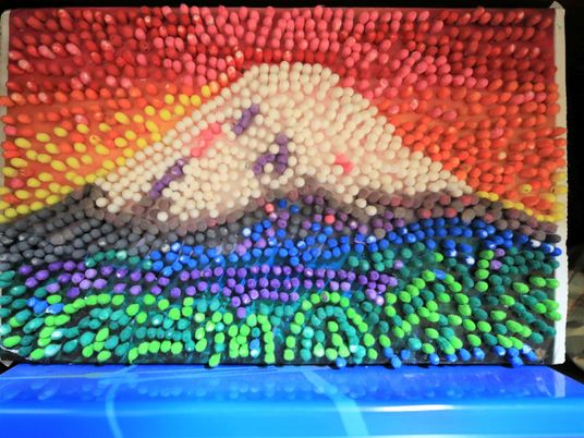  カラフルな壁画のアート 