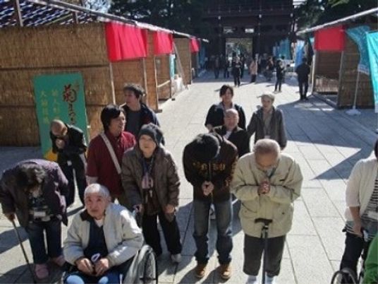 集団での屋外活動