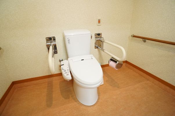 バリアフリーのトイレ設備