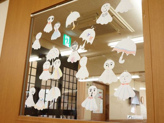 手作り飾りの廊下