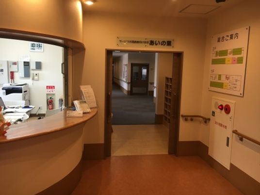 受付と廊下の一角